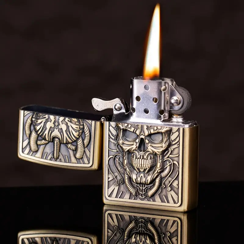 Yaesina Classic Skull-Shaped Pocket Lighter